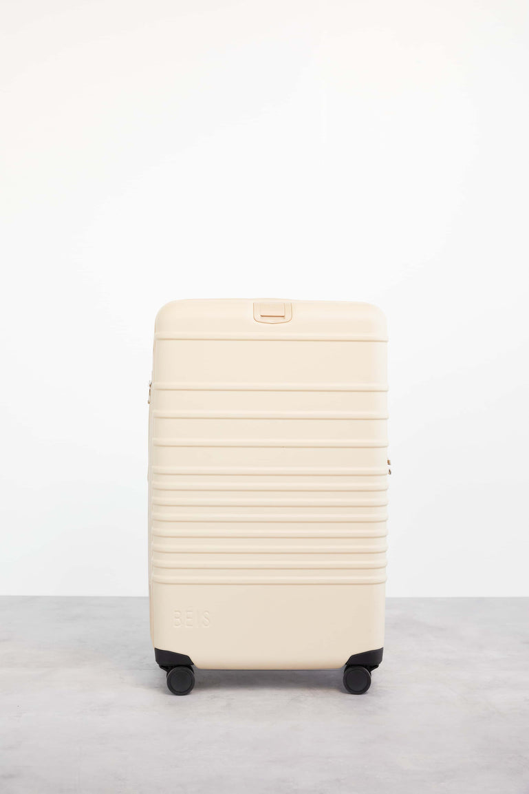 suitcase travel