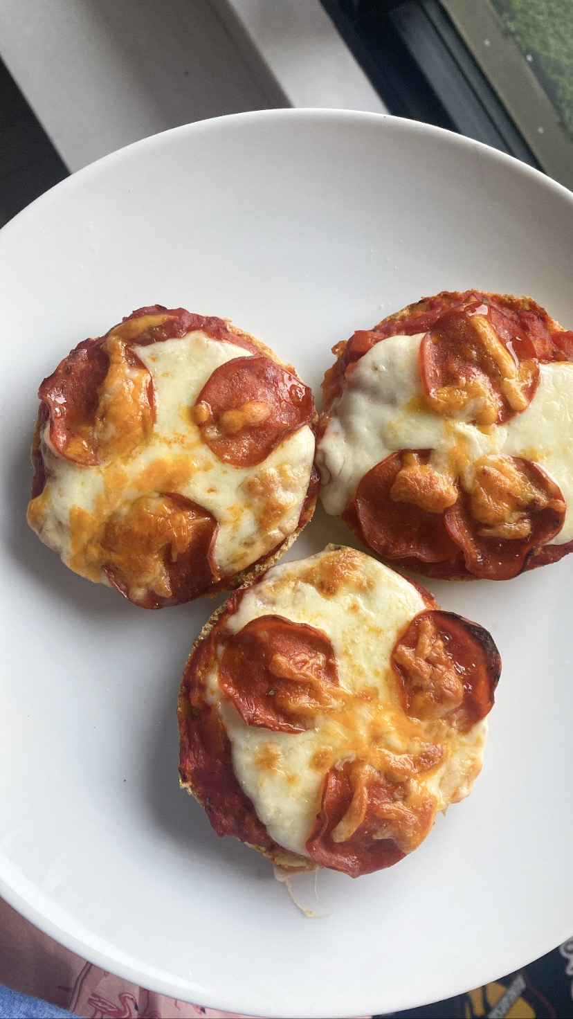 English muffin pizza recipe