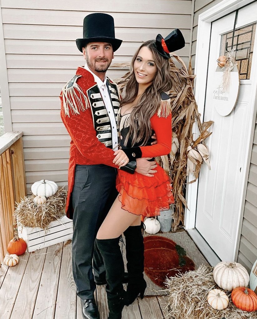 29 Couples Halloween Costume Ideas You And Your Partner Will Love - Diana  Maria & Co