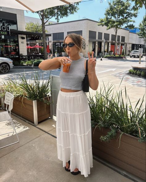 Maxi skirt, casual chic style, summer outfit