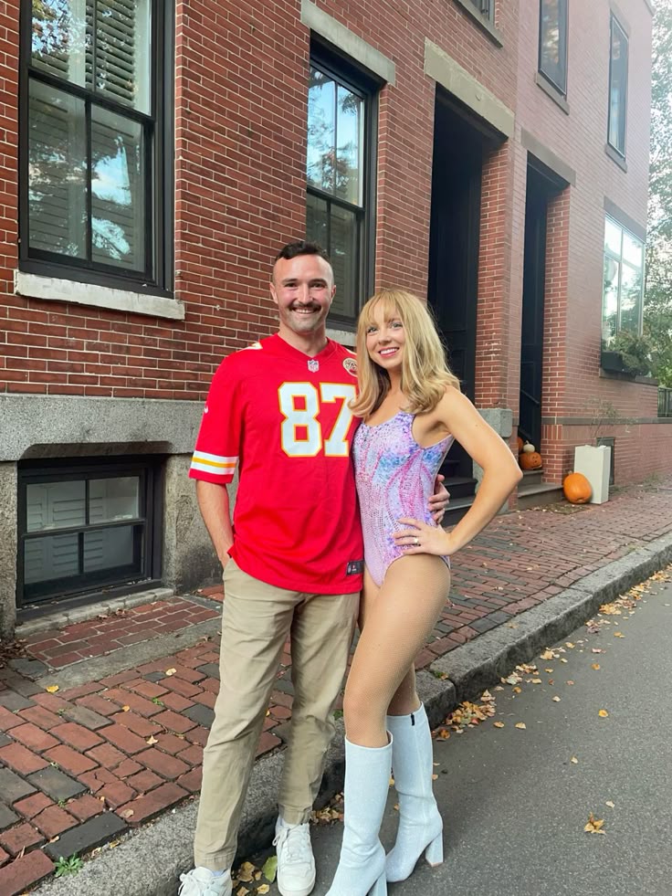 Taylor Swift and Travis Kelce Halloween Costume