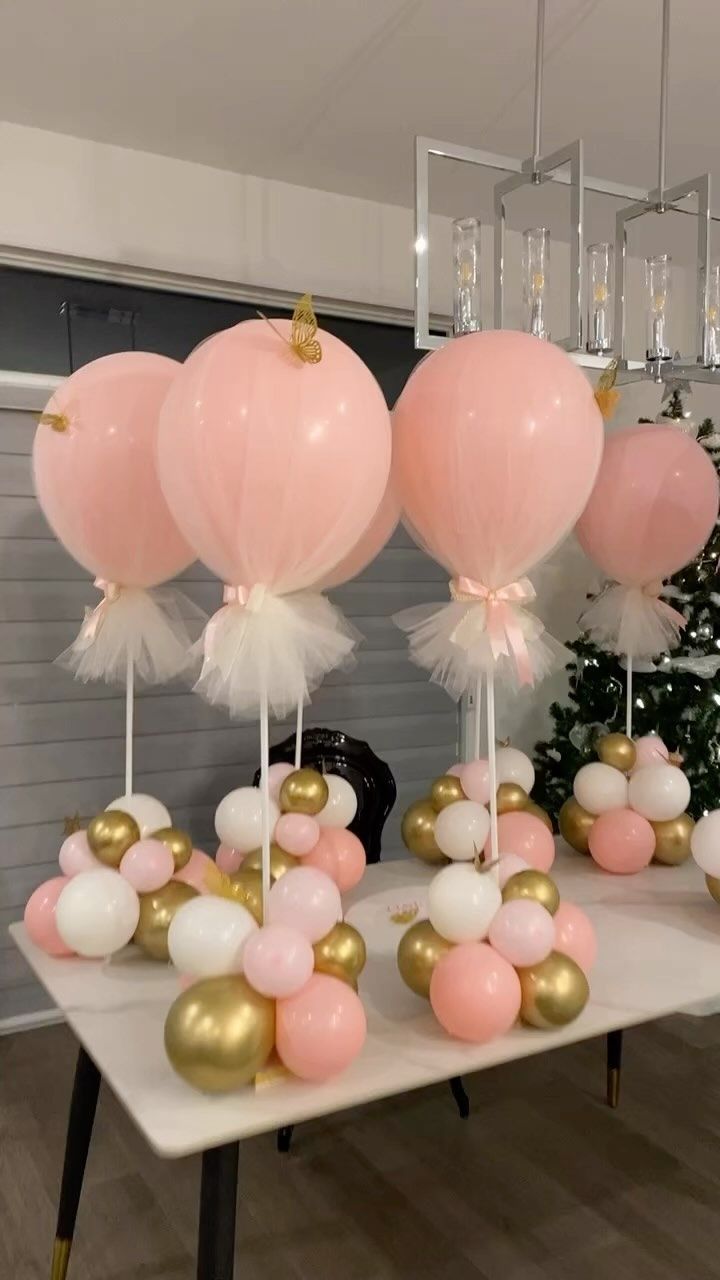 Butterfly theme centerpiece #centerpieces Collaborate with @callherkuku #centerpiceseideas #butterflybabyshower #butterflyballoons… _ Instagram