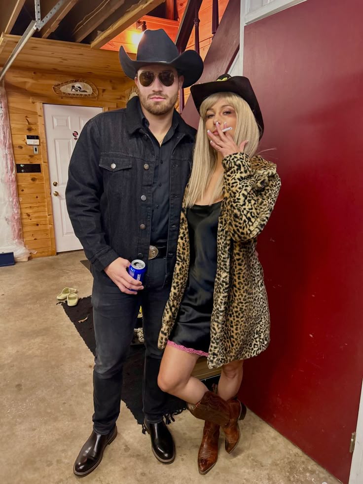 Beth Dutton and Rip (1)
