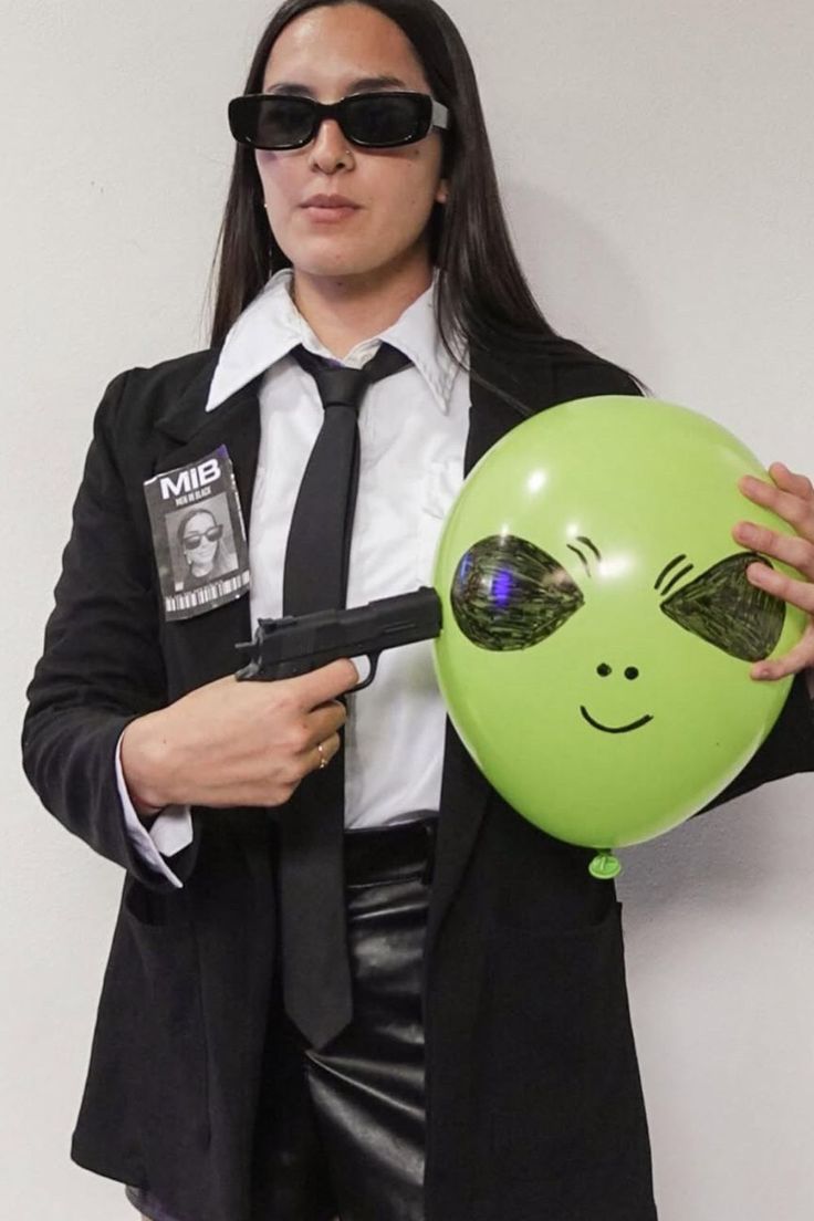 20 Fun Halloween Costumes You Can Nail Last Minute With Zero Stress
