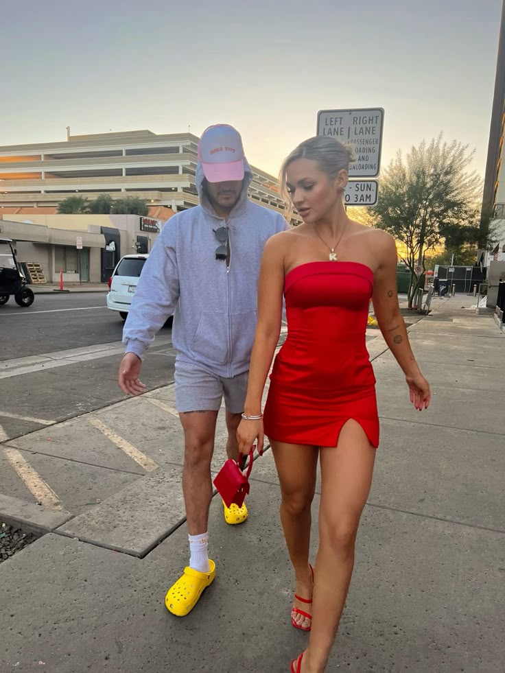 Justin and Hailey Bieber costume