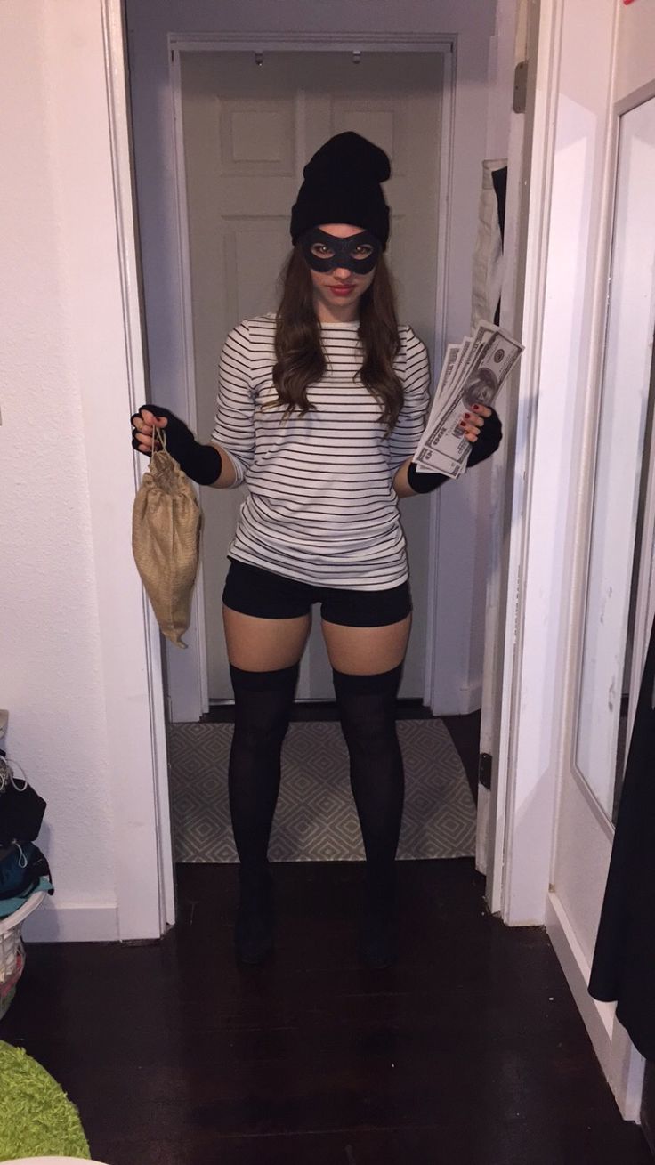 Little burglar