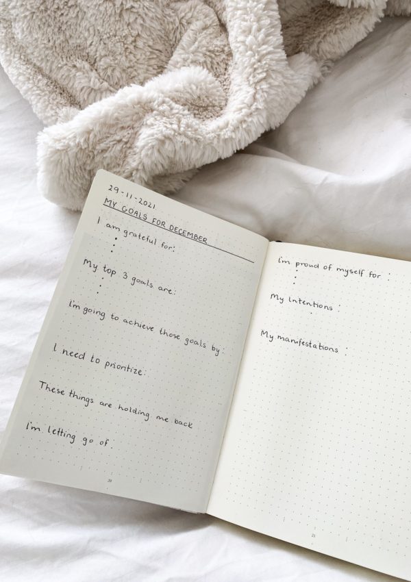 Journal Prompts For Goal Setting: Beginning of a New Month