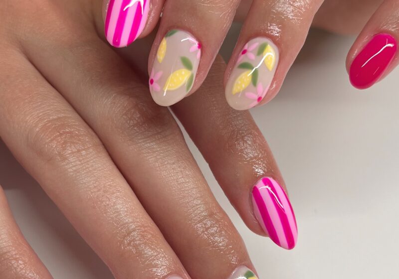 The Pretty Summer Nail Ideas To Copy Right Now