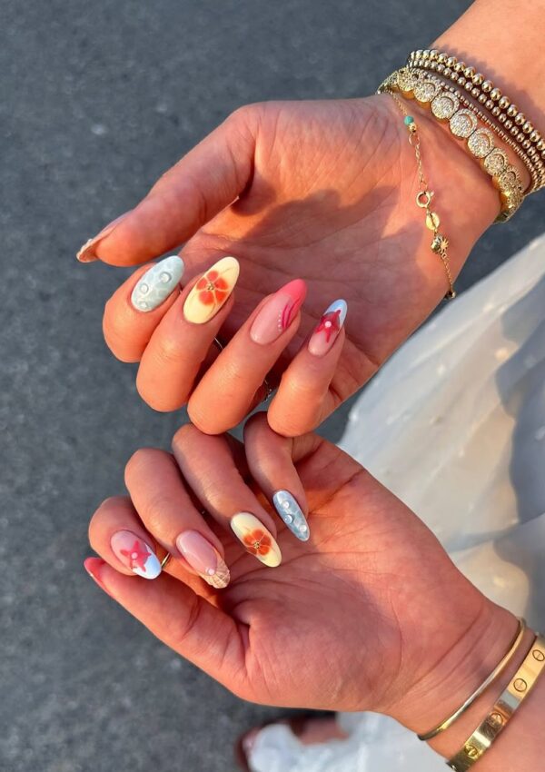 Our Favorite Vacation Nails You’ll Want To Copy For Your Next Trip