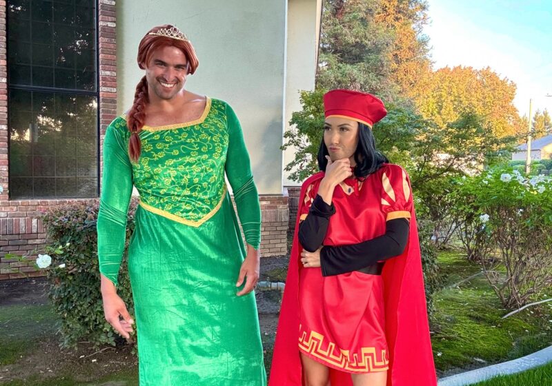 25 Funny Couples Costumes That’ll Have Everyone Laughing
